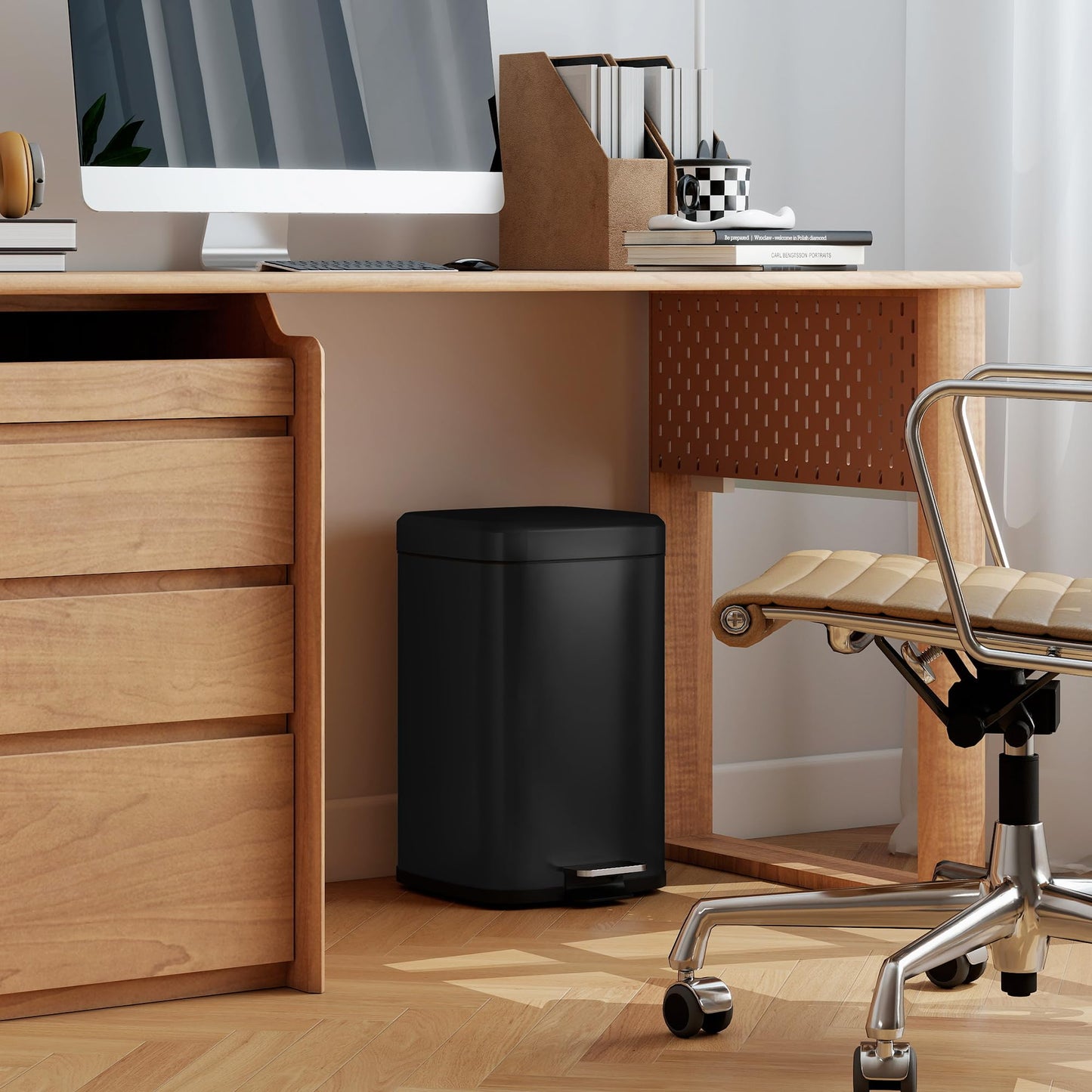 HOMCOM 20 Litre Pedal Bin, Fingerprint Proof Kitchen Rubbish Bin with Soft-close Lid, Foot Pedal and Removable Inner Bucket for Recycling and Waste, Black