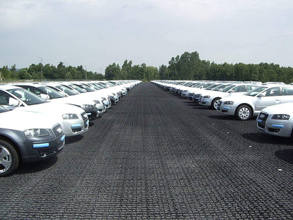 Srendi 4 x Black Plastic Paving Driveway Grid Turf Grass Lawn Path Gravel Protector Drainage Mat (1 Square Meter)